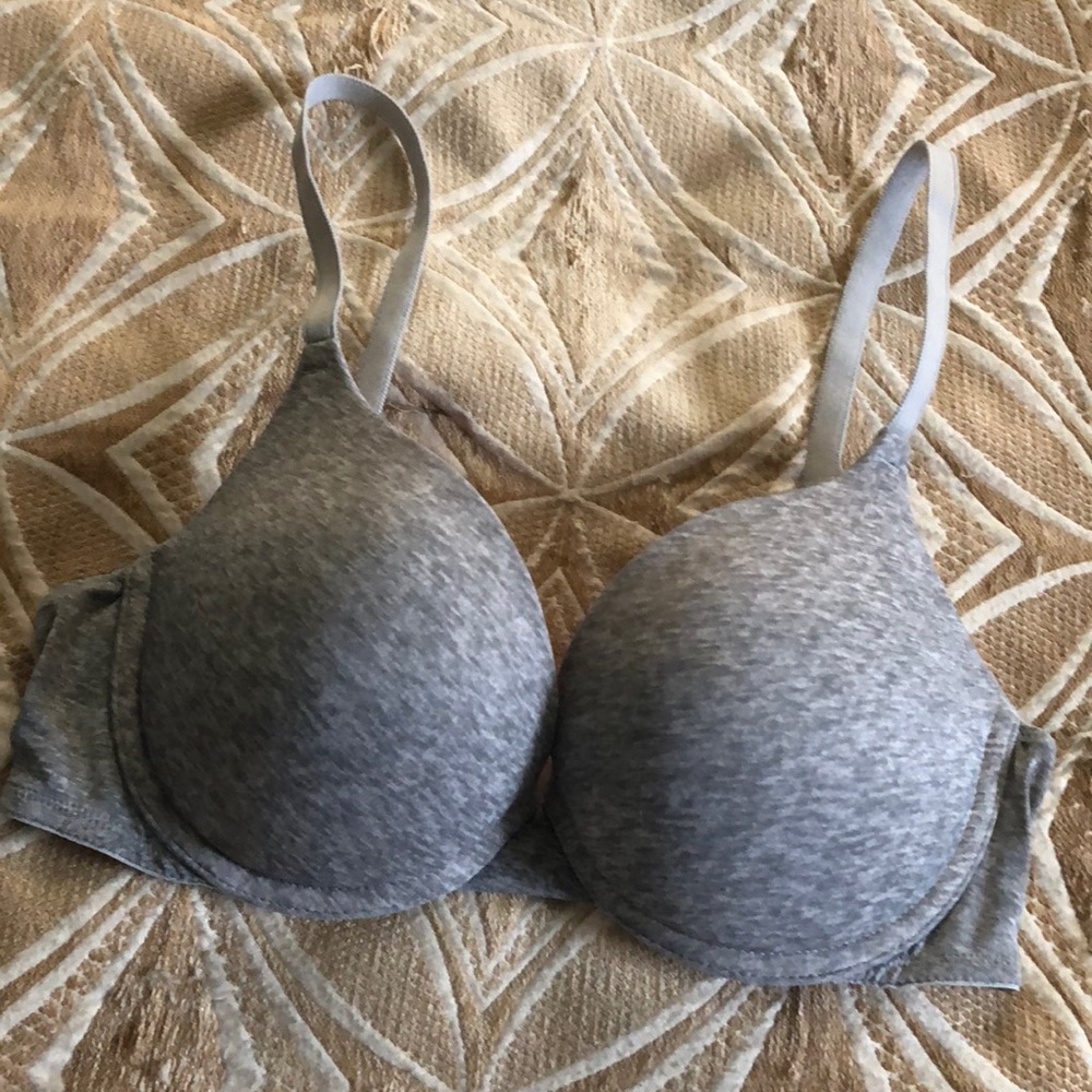 Victoria’s Secret Pink Wear Everywhere Bra 34C